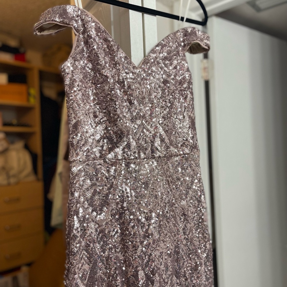 Sparkle dress rose gold used once for daughters sweet 15